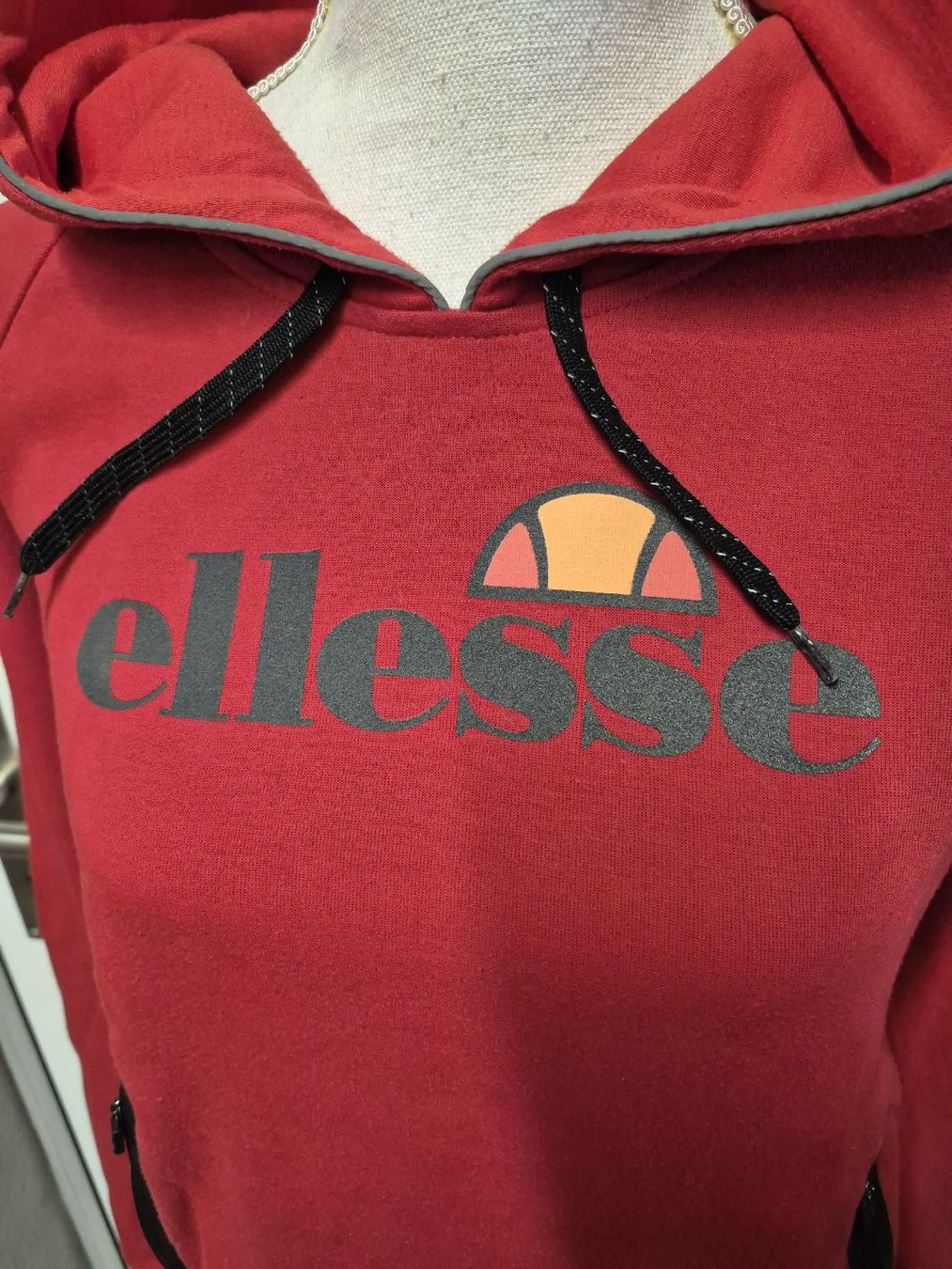 Ellesse Maglioni & Felpe: Ellesse Pullover Gr.40, rot, Hoodie, Kapuzenpulli  – Usato da Merligen venduto da muss_haben 3