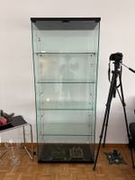 Exklusive Glasvitrine von Glaströsch mit Beleuchtung