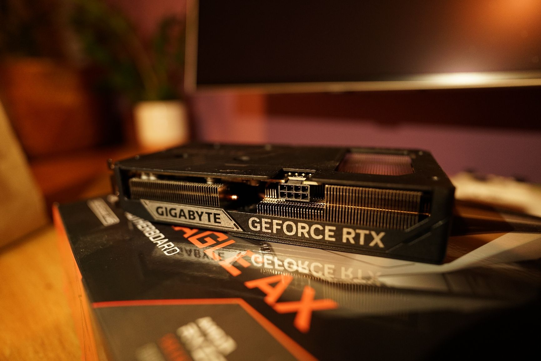 Gigabyte Grafikkarten: Gigabite RTX 5060ti 8gb Windforce OC – Gebraucht aus Ittigen von Jorhody