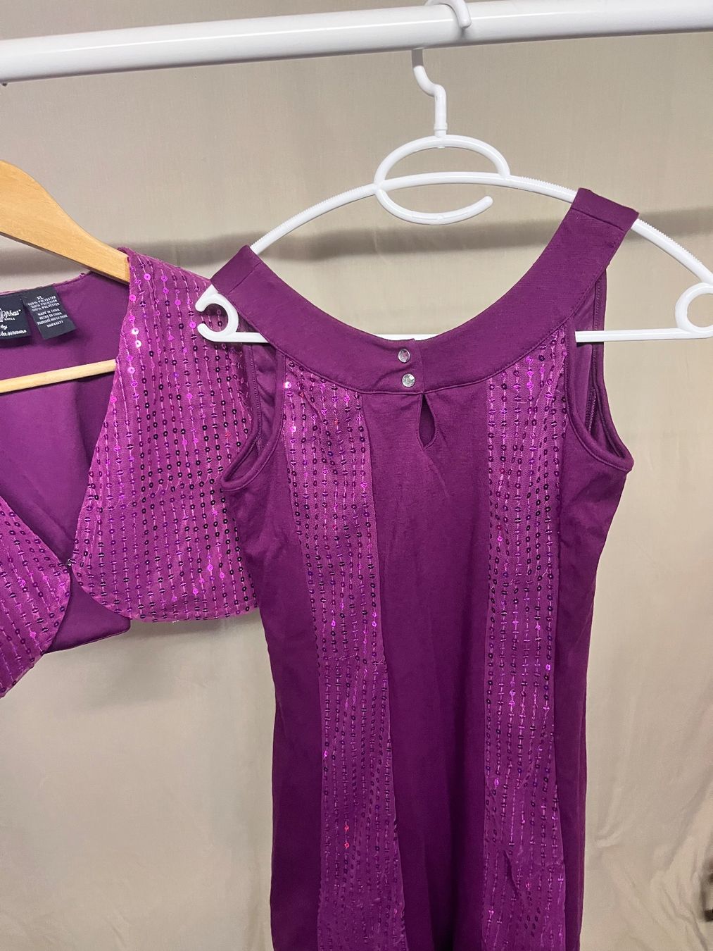 Kostüme: Kleid :  size 140 – Gebraucht aus Zürich von Proton_Slit 1