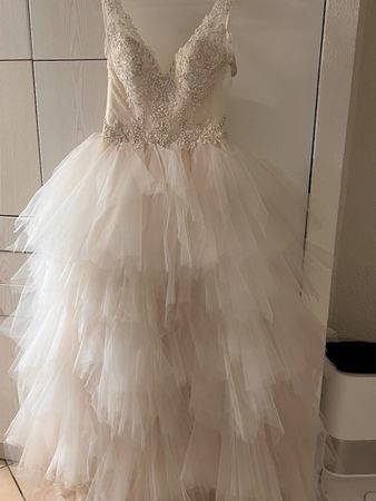 Traumhaftes Brautkleid Gr. 38/40 - Perfekt für deine Hoch...