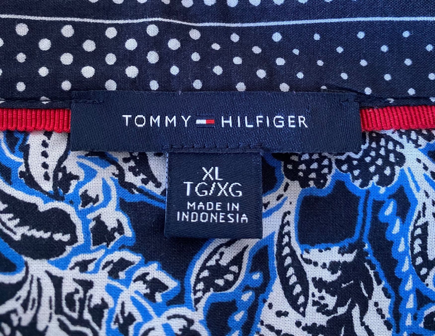 Tommy Hilfiger Camicette: Tommy Hilfiger Hemdbluse Grösse XL – Usato da Oberwil BL venduto da Leni-Mischi 3