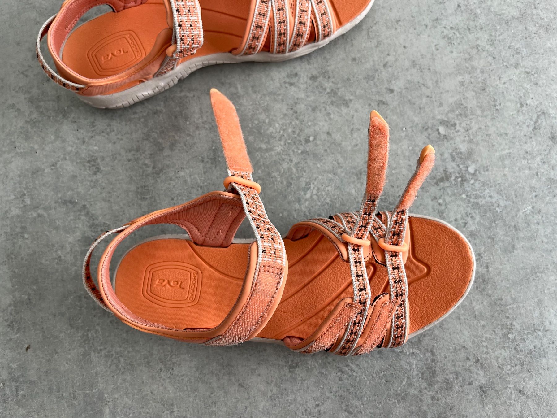 Teva Chaussures filles: TEVA Sandalen Gr. 35 - NEU – Neuf (Voir description) à Zollikofen par spunk65 3
