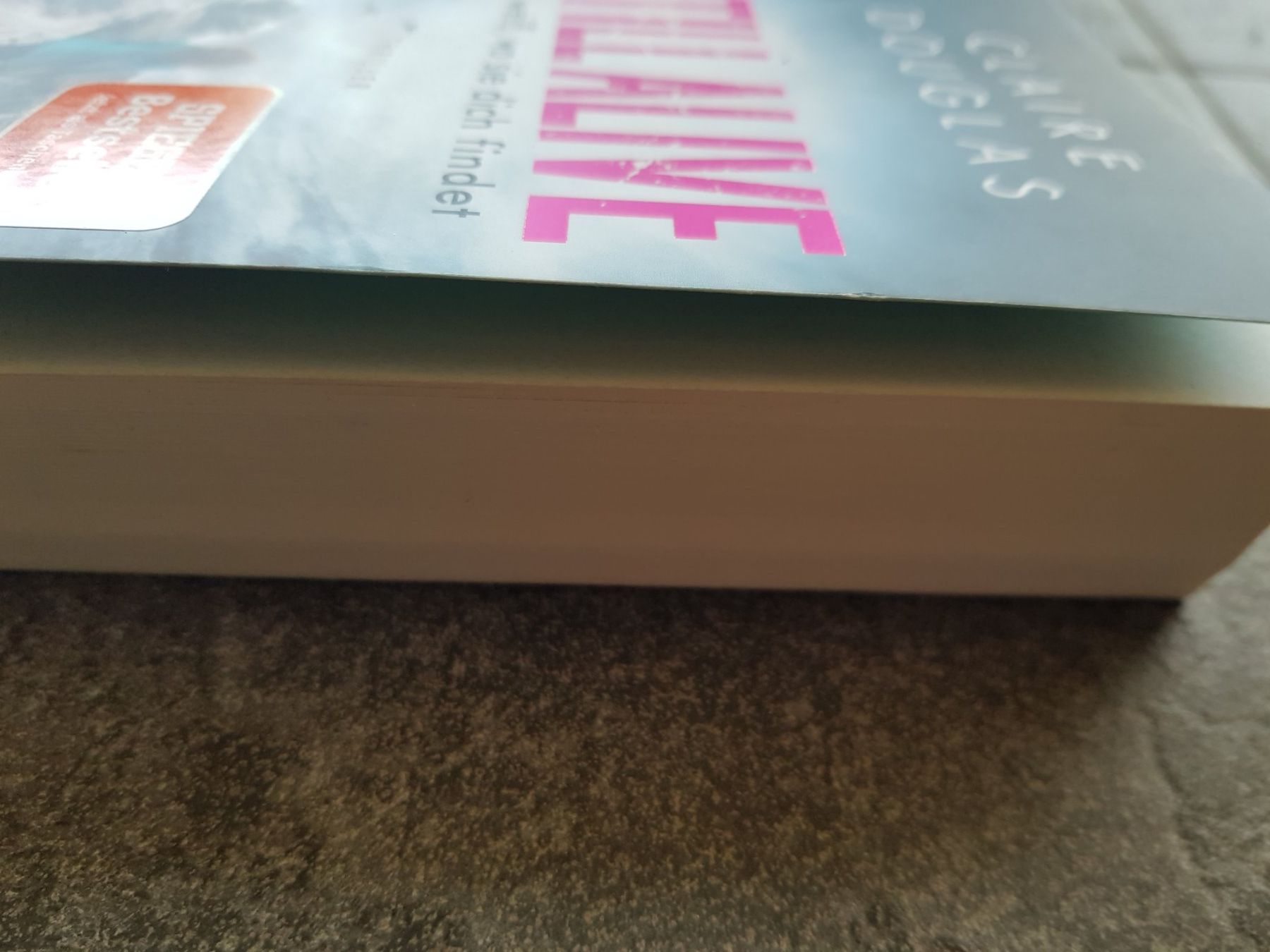 Libri: STILL ALIVE   Claire Douglas / Thriller – Usato da Dietikon venduto da marconi07 2