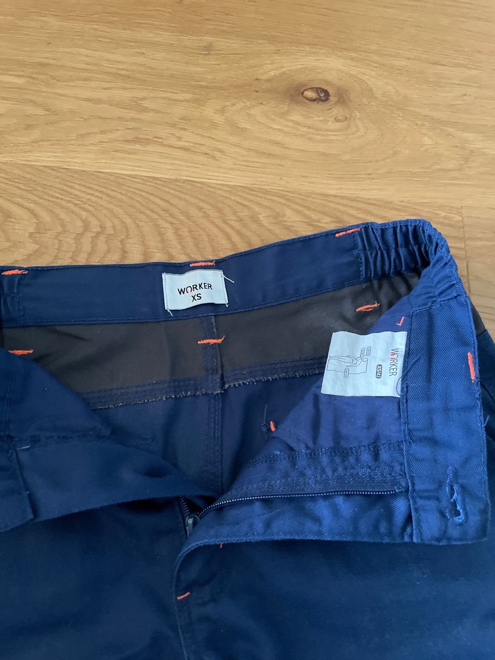 Pantalons: Kurze Arbeiterhosen – D'occasion à Urdorf par cames 2