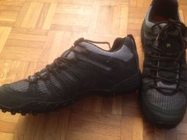 Chaussures Merrell T 46