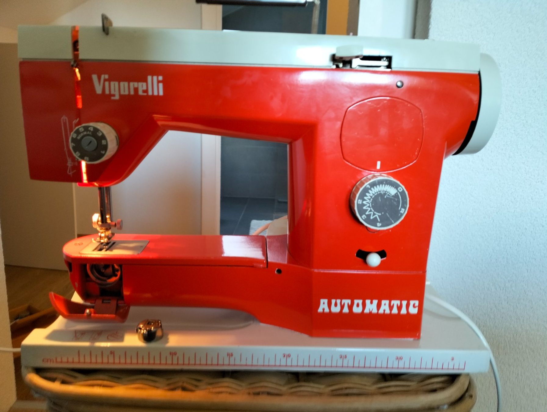 Nähmaschinen: Machine à coudre – Gebraucht aus Auvernier von jmi2012