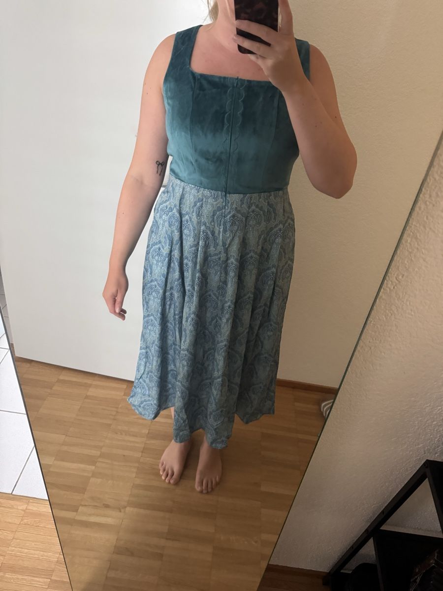Vestiti: Dirndl – Nuovo (secondo la descrizione) da Luzern venduto da elmischle 1