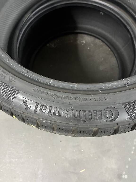 Altro in Scrittura & Disegno: Winterreifen Continental 245 40 18 – Usato da Neuenhof venduto da Gt5.Performance_ 1