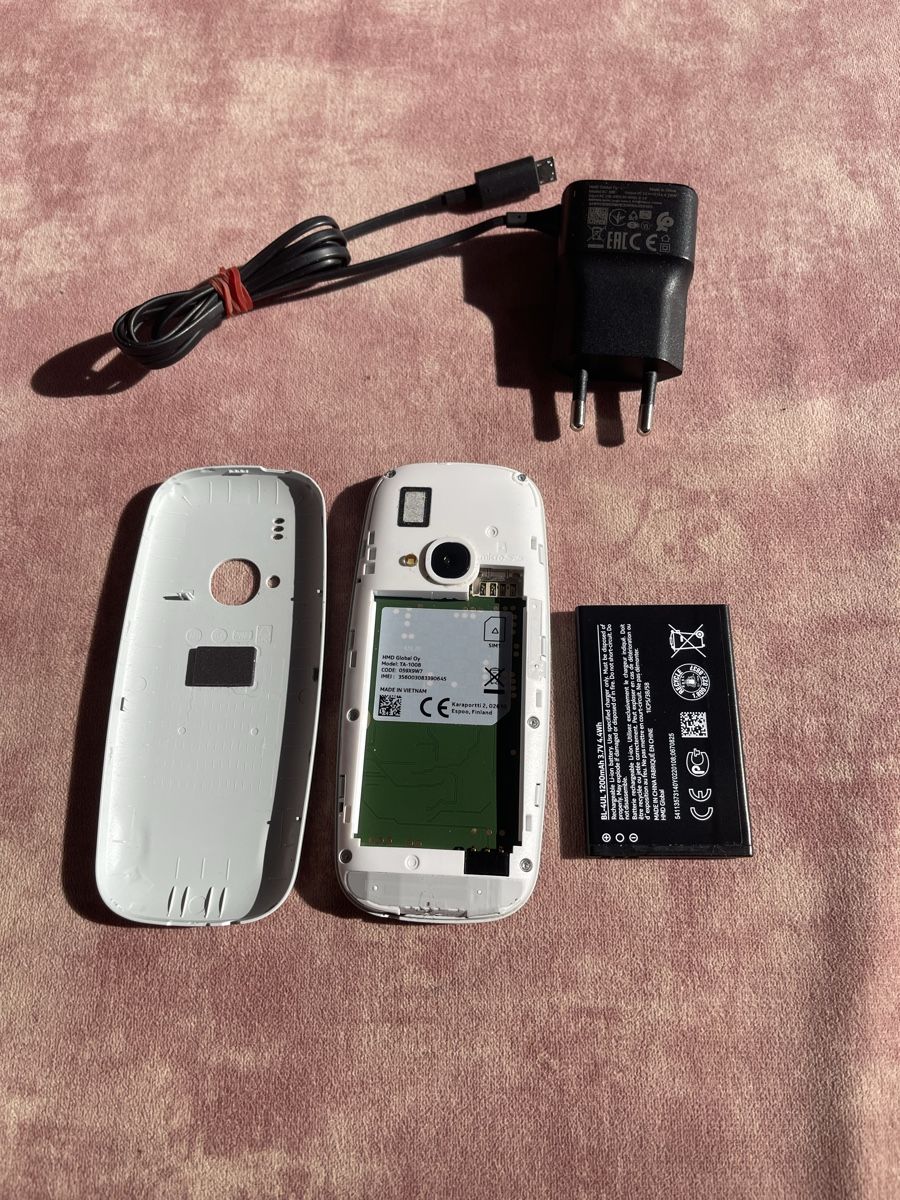 Nokia Telefoni cellulari / Smartphones: Nokia 3310 inkl Lgerät – Usato da Regensdorf venduto da mex5145 6