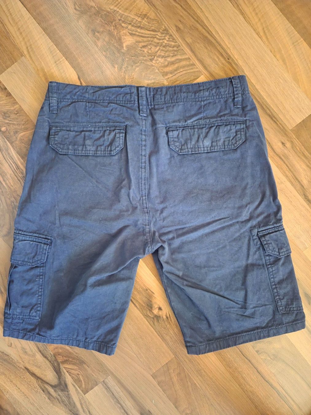 Manor Pantaloni: 2 Shorts Manor Grösse S – Usato da Wattwil venduto da manupf 4