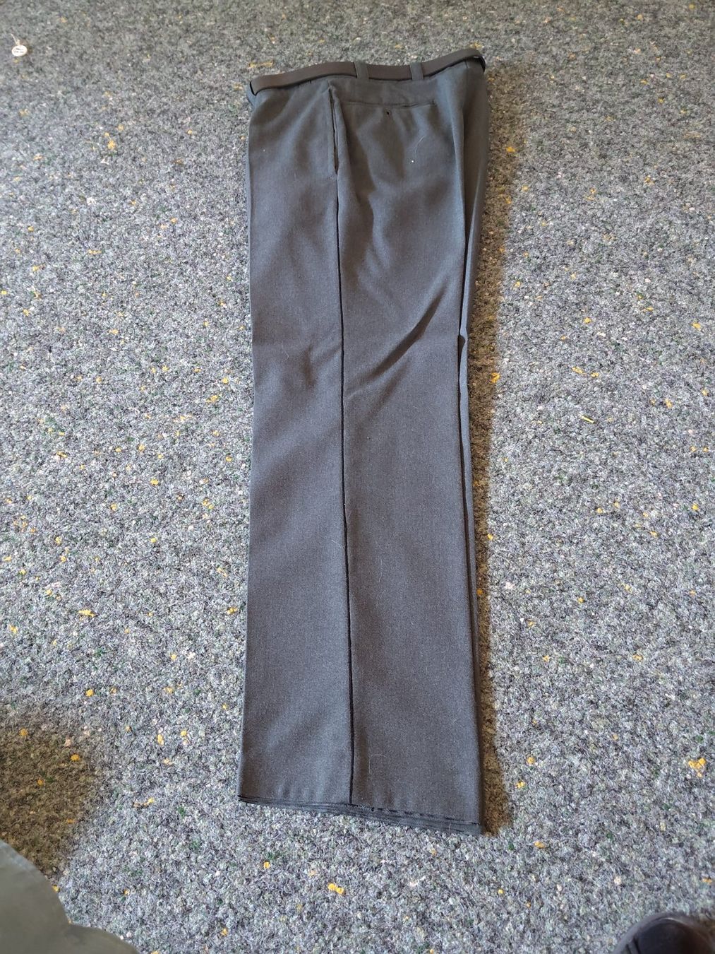 Schweizer Armee Uniformi: Original Schweizer Armee Uniform Jacke Hose Hemd Mantel – Usato da Wettingen venduto da thr_dg7q