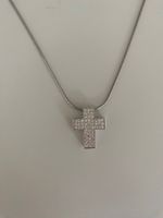 Neues ungetragenes Collier aus Silber 925 mit Kreuz
