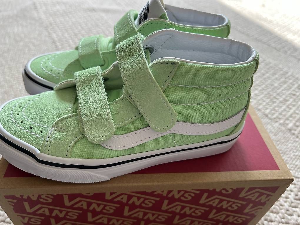 Schuhe für Jungen: Vans Gr.30 neu – Gebraucht aus Bottighofen von fritz-81 1