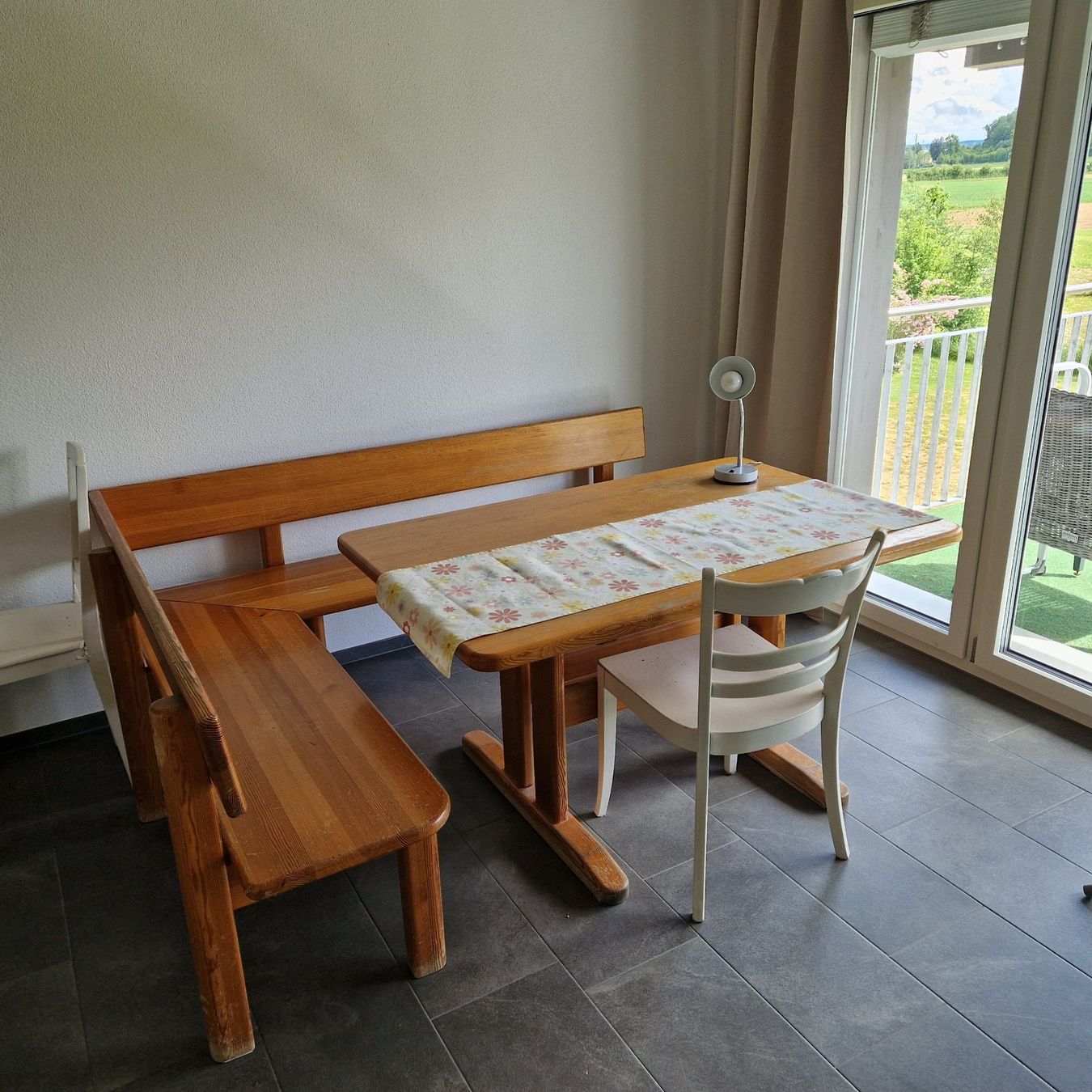 Bancs: Esstisch / Holzbank aus Echthholz – D'occasion à Full-Reuenthal par Vagabond-1966 2