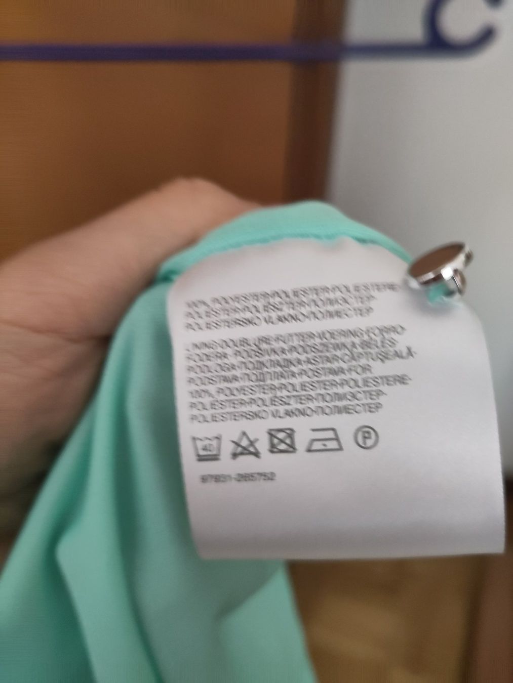 T-shirt: Türkis Shirt – Usato da Zürich venduto da Saf12 2