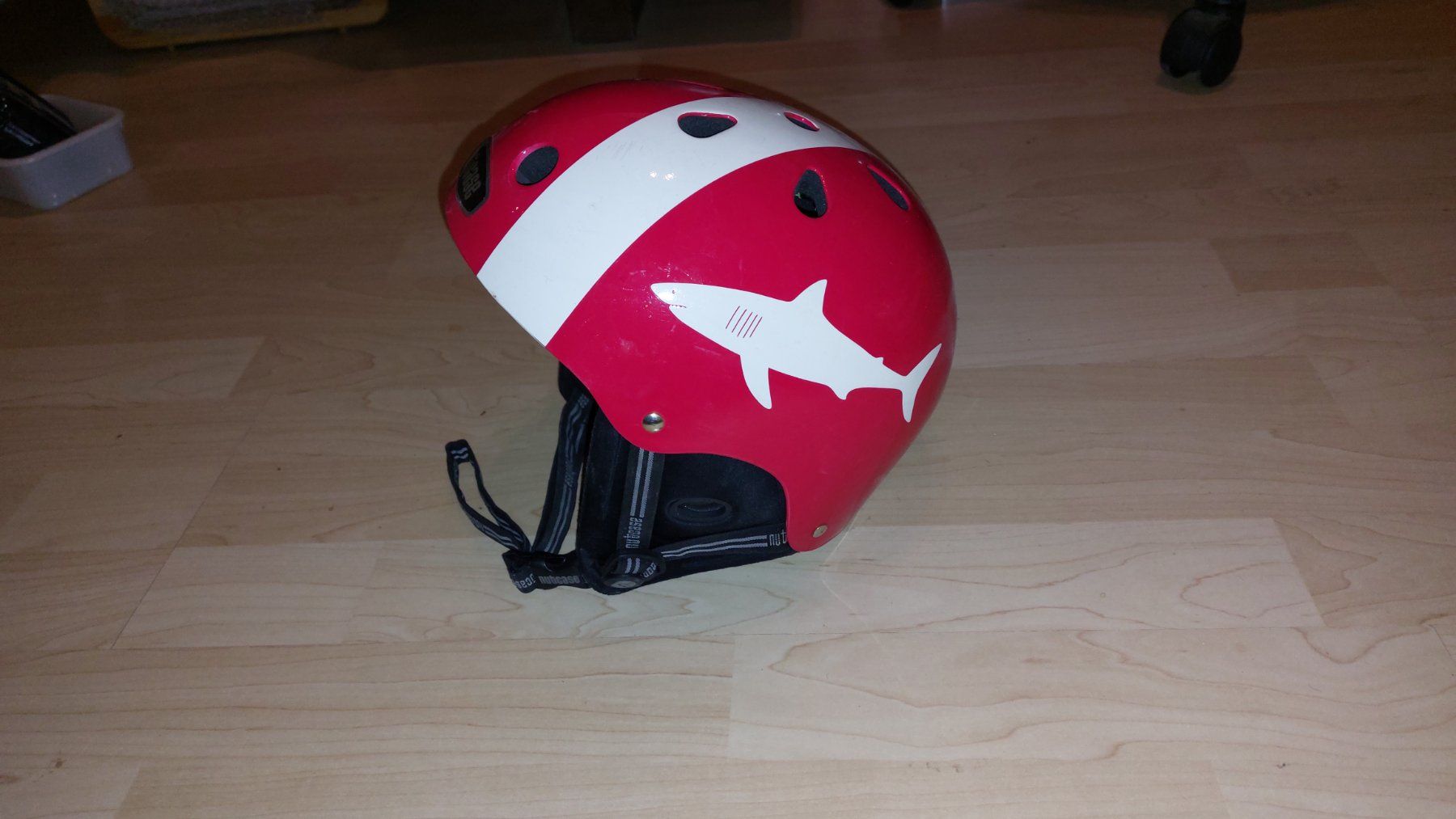 Aquilone: Kitehelm Windsurfhelm – Usato da Oberdiessbach venduto da wasserfreak