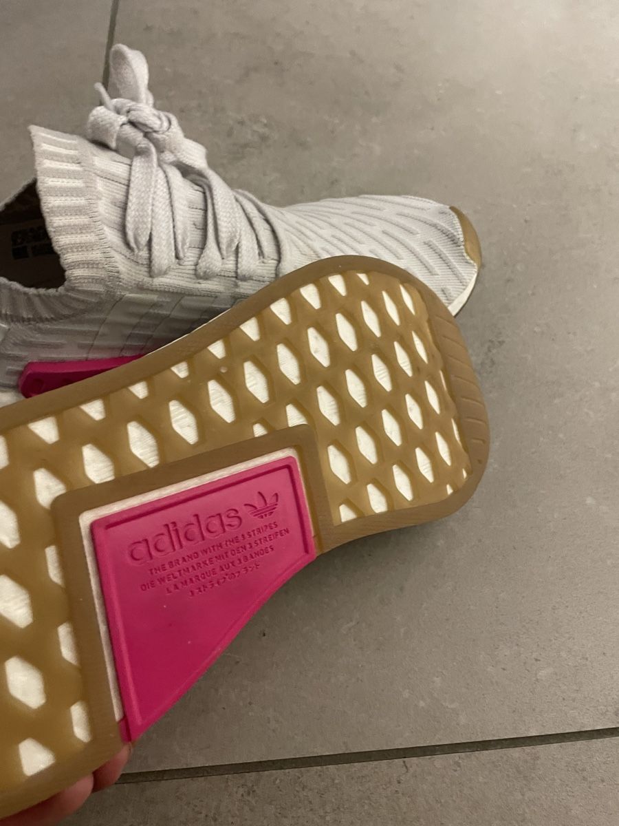 Adidas Damenschuhe: NMD Adidas Sneakers – Gebraucht aus Zunzgen von mel_y6w2 3
