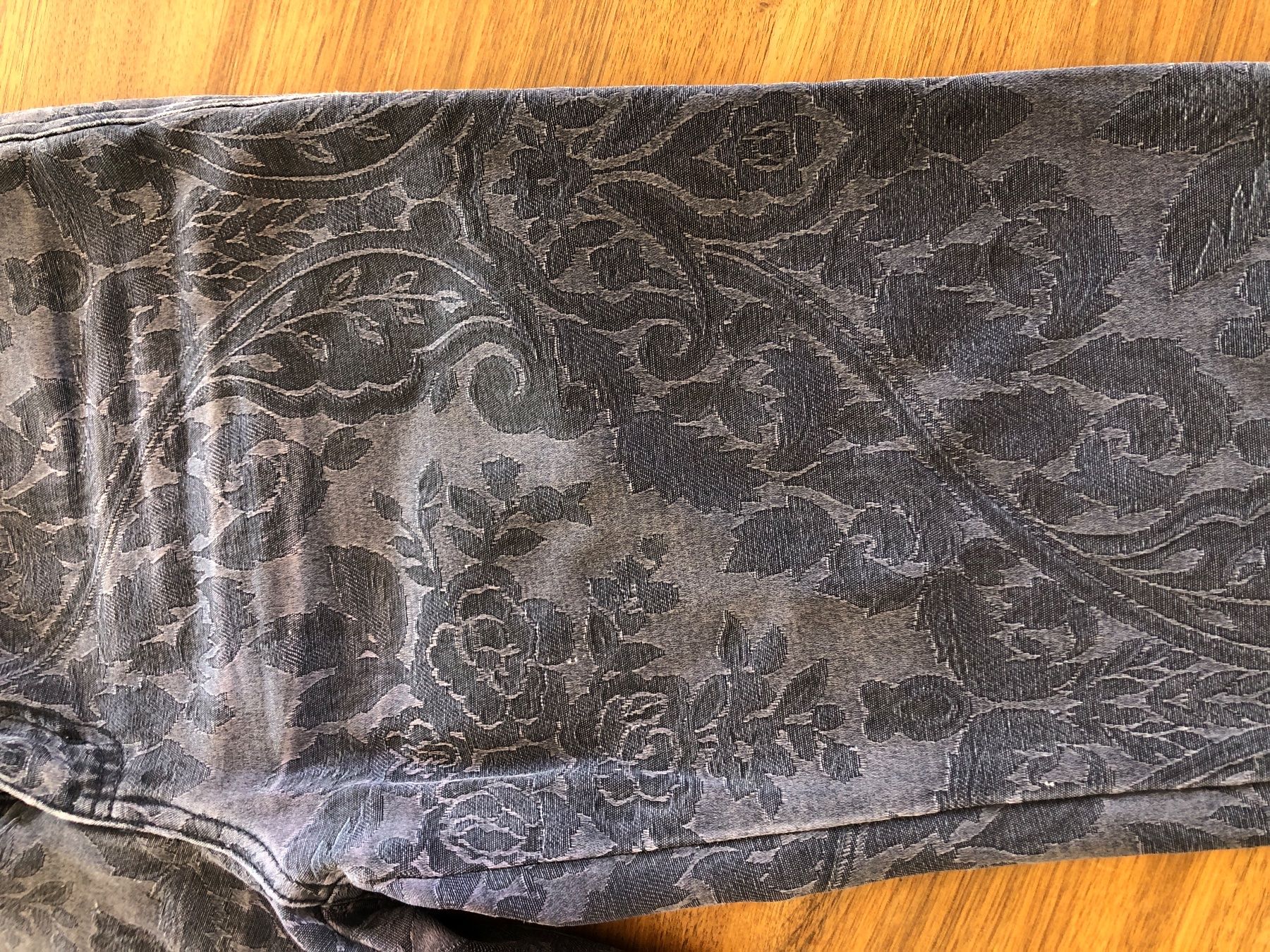 Armani Jeans: Armani Jeans Grösse 29 eher S – Usato da Zollikofen venduto da lorik007 4