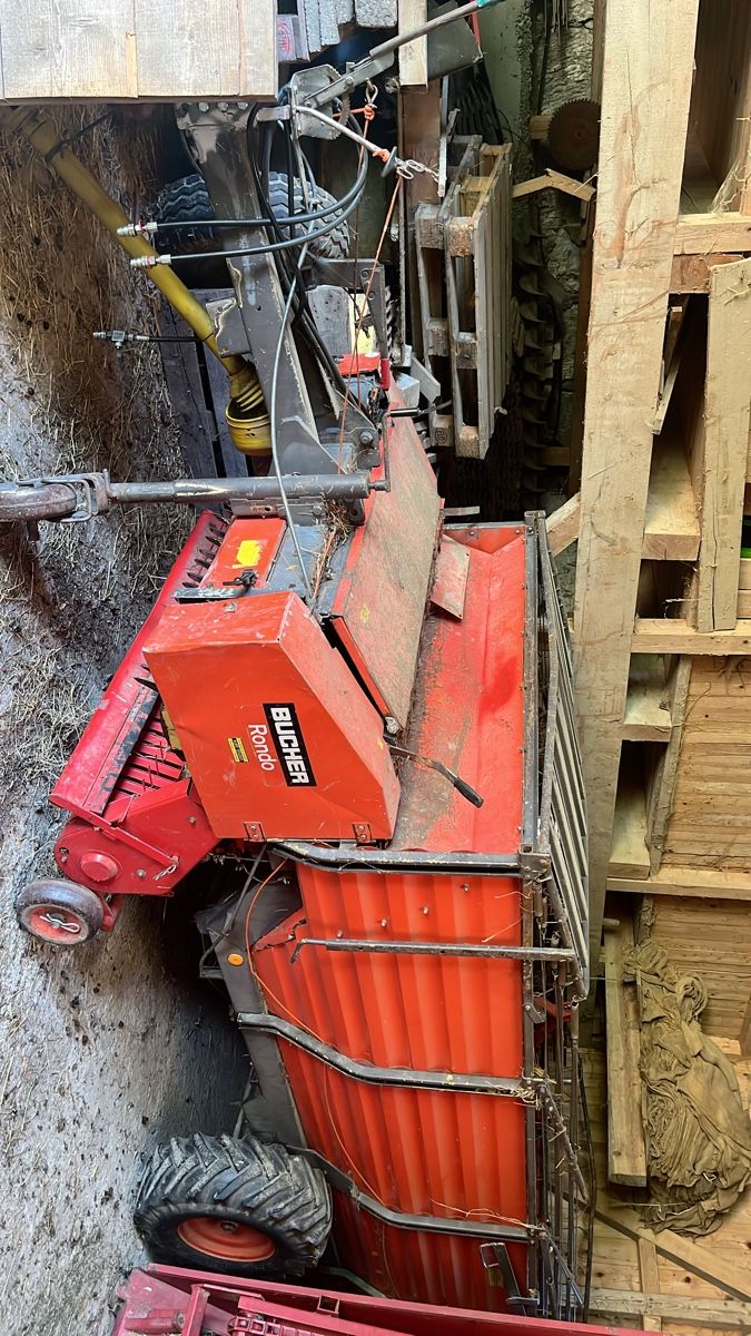 Bucher Rimorchi: Bucher Rondo Ladewagen – Usato da Oberburg venduto da budi034