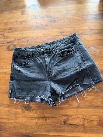 H&M Denim Shorts, destroyed Look, Gr. 40, Top Zustand!