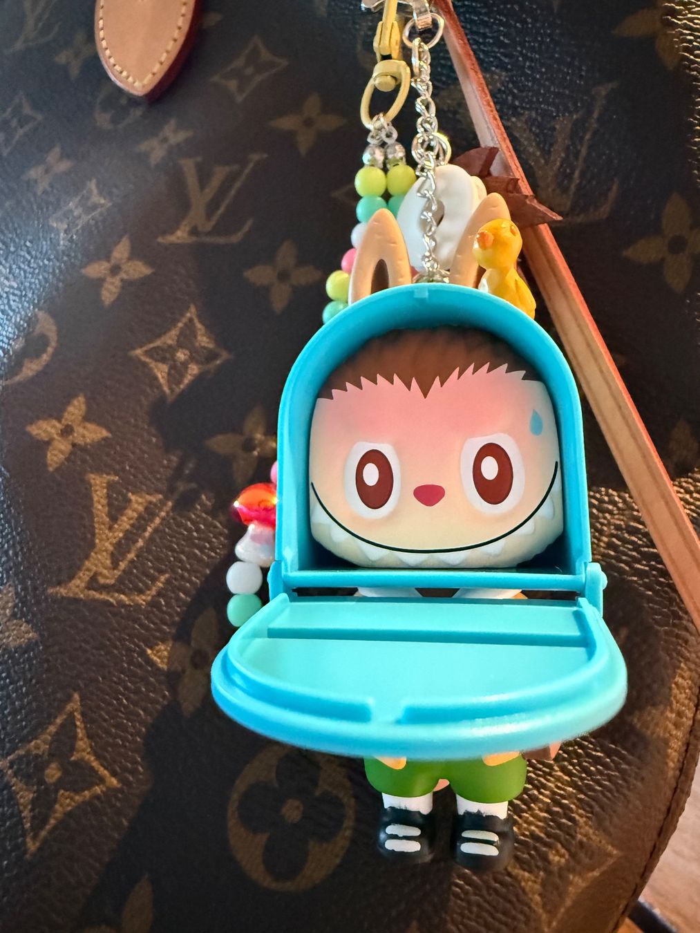 Pop Mart Portachiavi: Labubu  Hidden Monster Mailbox Keychain – Nuovo (secondo la descrizione) da Airolo venduto da MomTheBraggerStudio 5