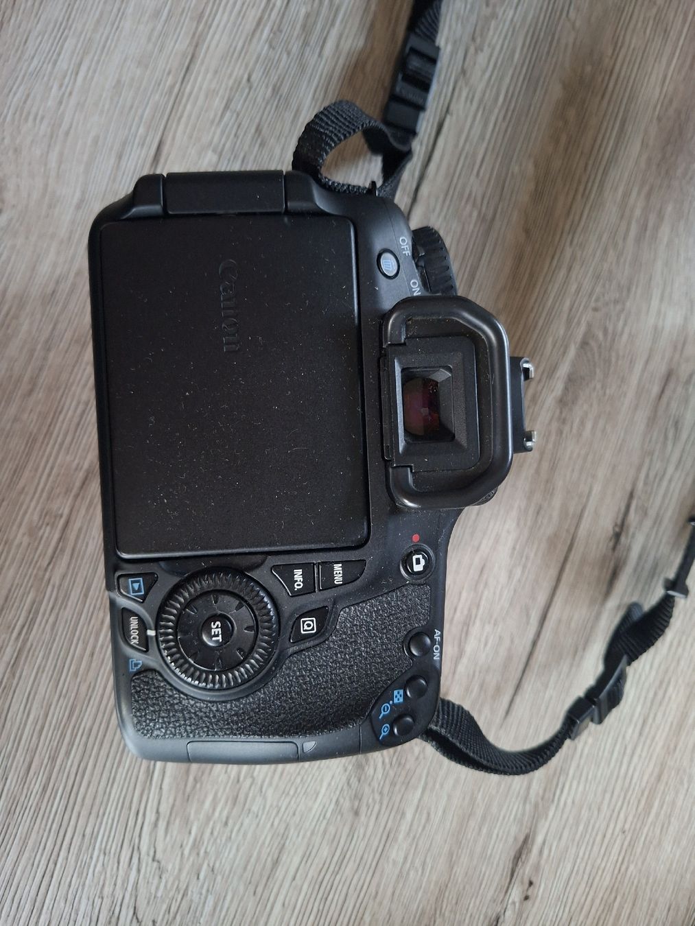 Canon Kamera: Canon EOS 60D Kit mit versch. Objektiven und Blitz  – Gebraucht aus Flums von wal_cb8k 3