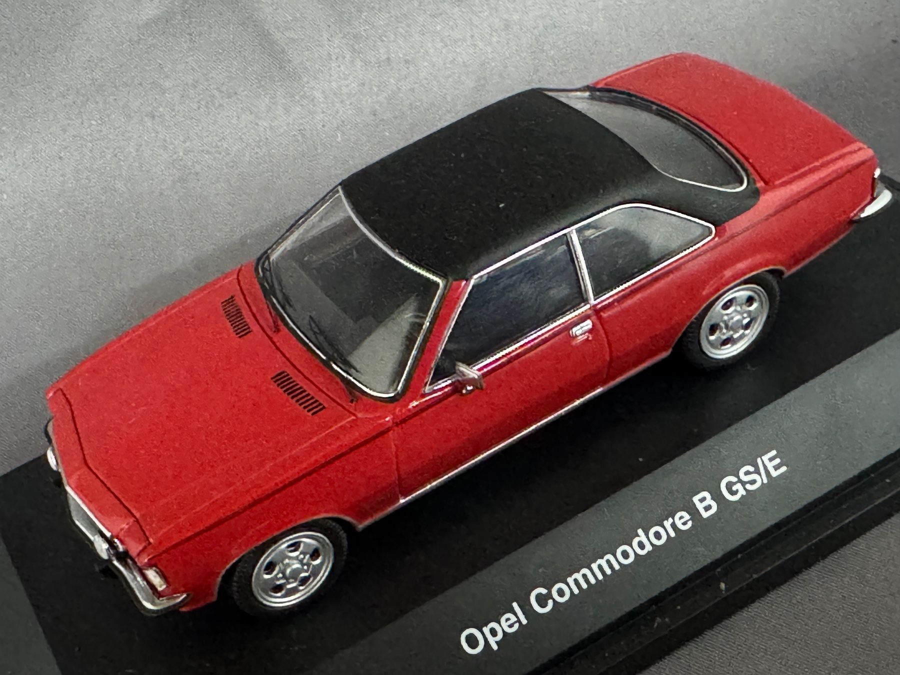 Opel Modellini d'auto: Opel Commodore B GS/E 1:43 Schuco – Usato da Luzern venduto da aa43modelcars-Luzern 1