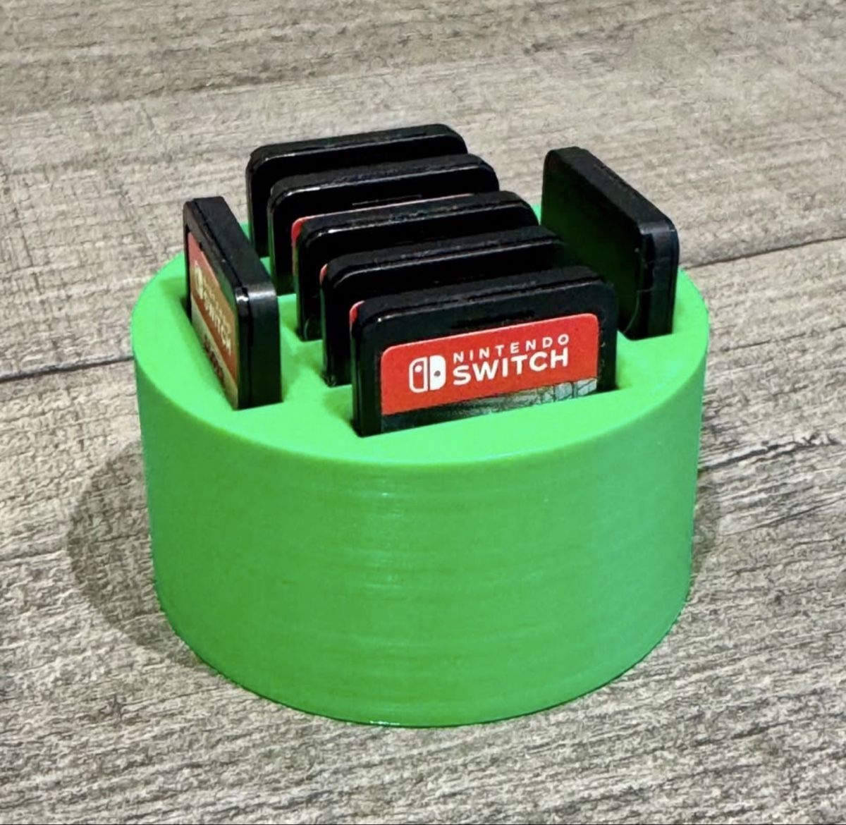 Nintendo Giochi: Support pour manette Nintendo Switch Pro / Pro 2 & Rangement – Nuovo (secondo la descrizione) da chippis venduto da printing3D