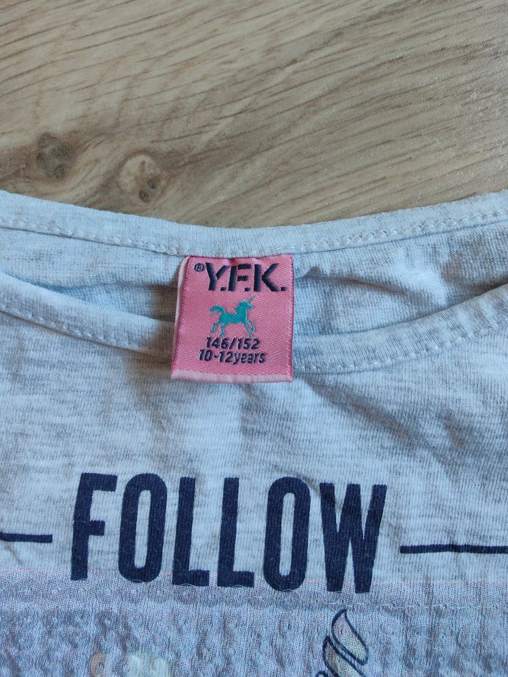 Camicette, T-shirt & Top: T-Shirt mit Einhorn - Gr. 146/152 – Usato da Kirchleerau venduto da hop82 2