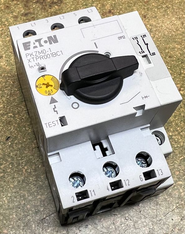 Eaton 046938 PKZM0-16 Motorschutzschalter 16 A, 3-polig, Elektronisch, 690 V/AC, Mit Drehschalter
