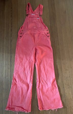 Wrangler Overall Flare Latzhose aus 83% Baumwolle & 17% Hanf