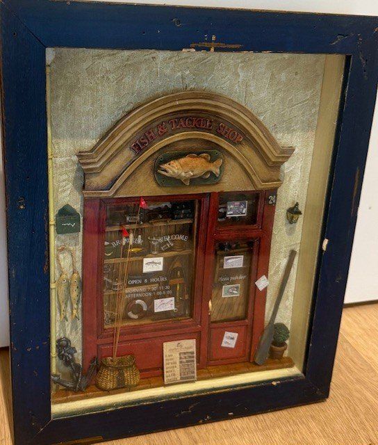 Poster & Bilder: Vintage Vitrine Bild "Fish & Tackle Shop" - Hingucker! – Gebraucht aus Gersau von pandabear01