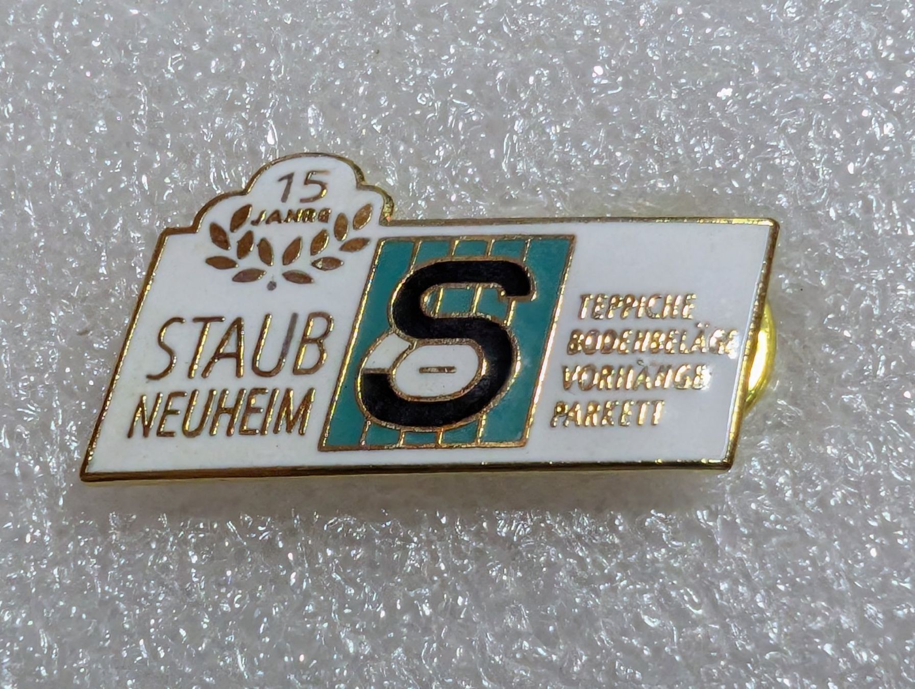 Placchette & Badge: Ansteckpin 251: Staun Neuheim – Usato da Oppligen venduto da Pin-Fall-Shop