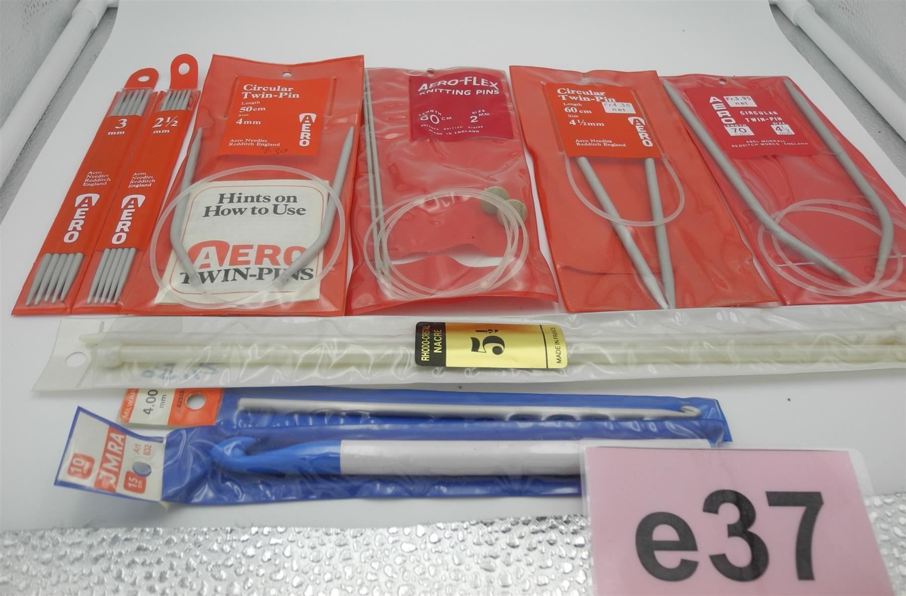 Ferri: 7 Stricknadeln + 2 Häckel, Nr. e37 – Nuovo e nell'imballaggio originale da Kottwil venduto da Crazyrolf