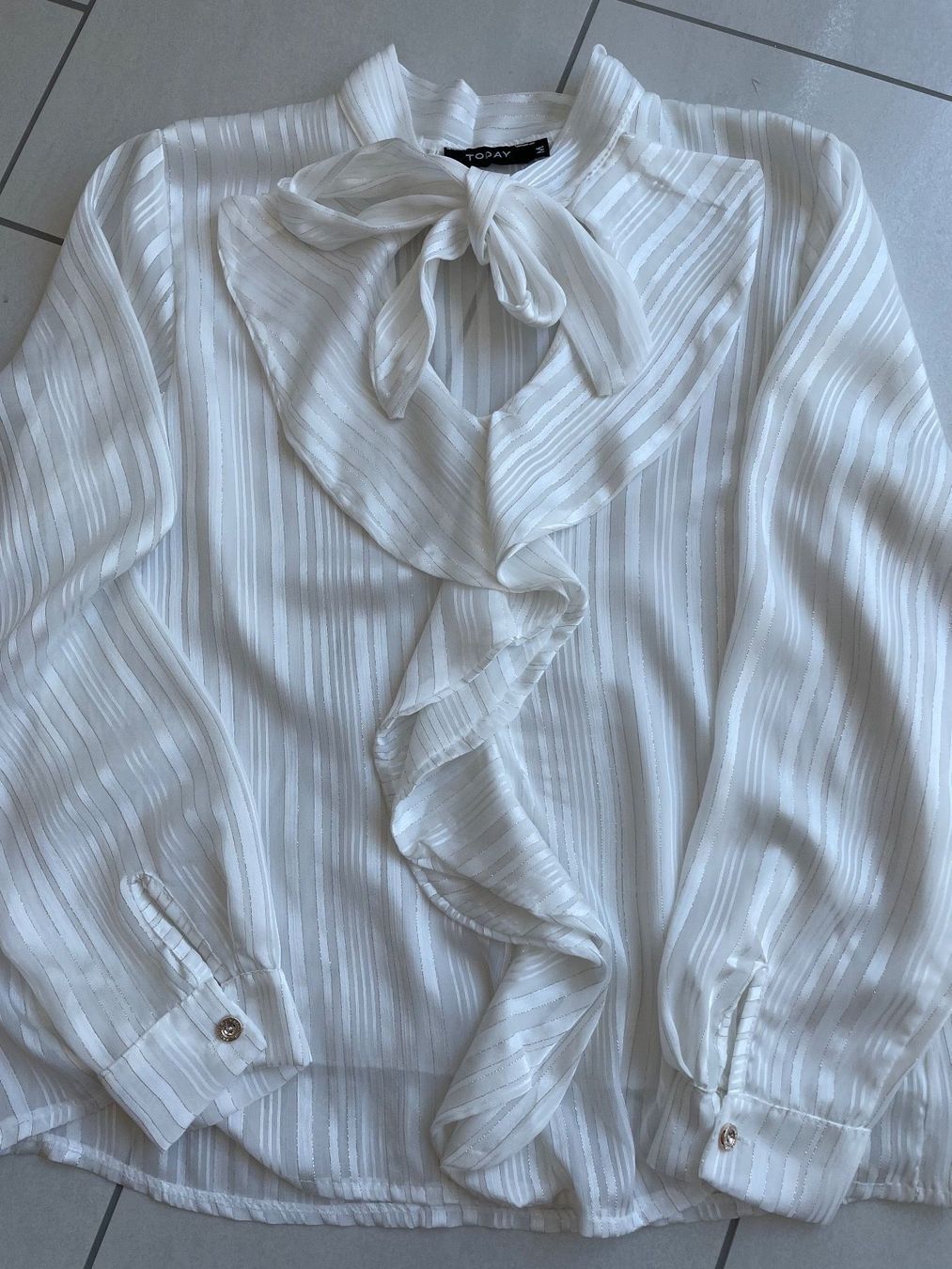 Camicette: weisse/ beige Bluse Gr 40/42 – Usato da Rüti ZH venduto da kar_xx9l 6