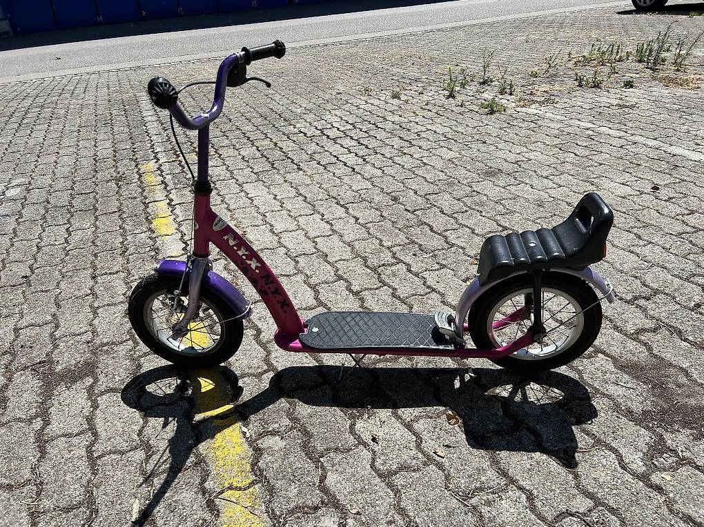 Mini Bikes: Kinderzrottinett – Gebraucht aus Möhlin von sydney888