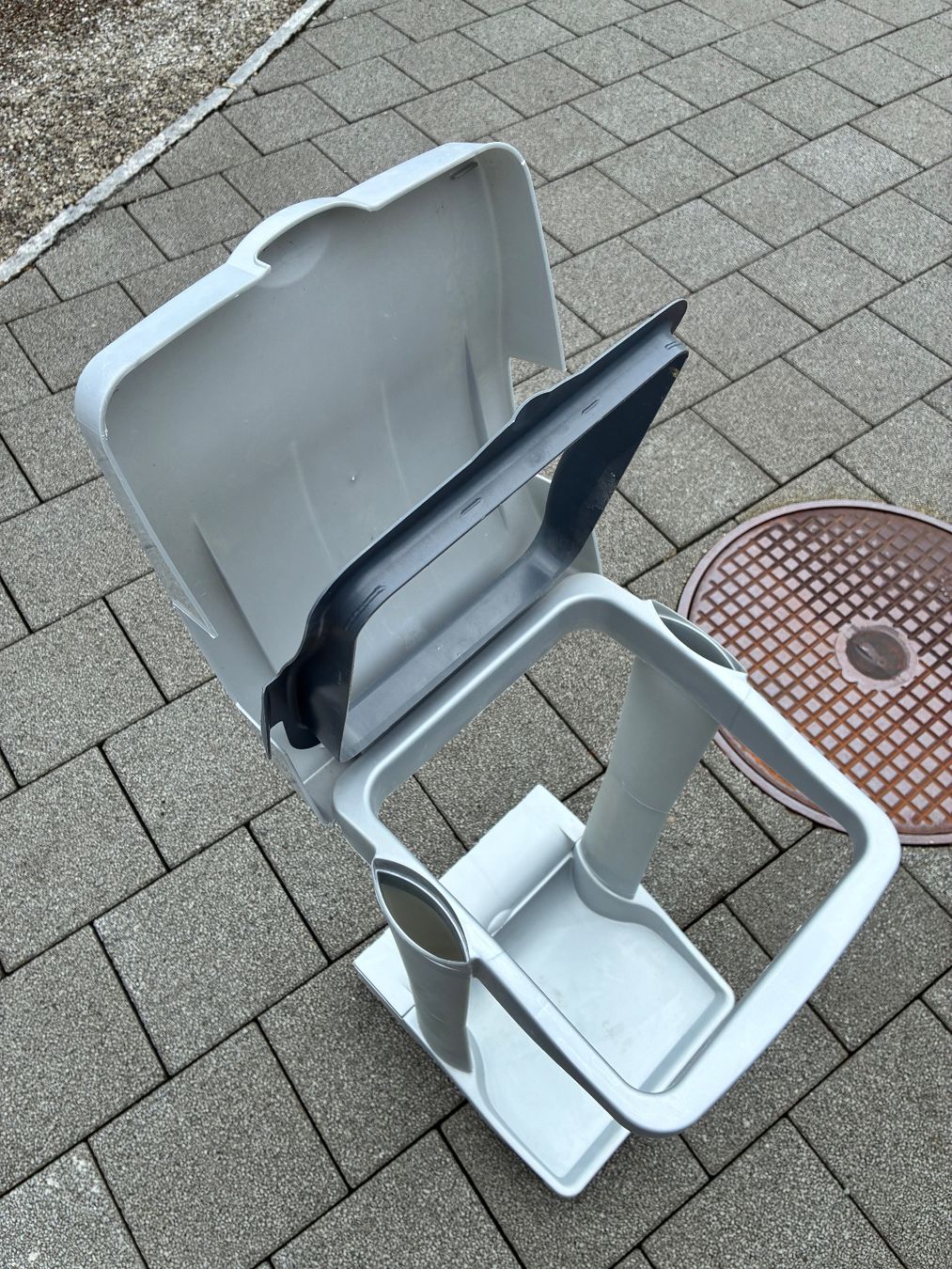 Cestini per rifiuti: Kehricht Sackhalter, 60 Liter – Usato da Horw venduto da adler65 5