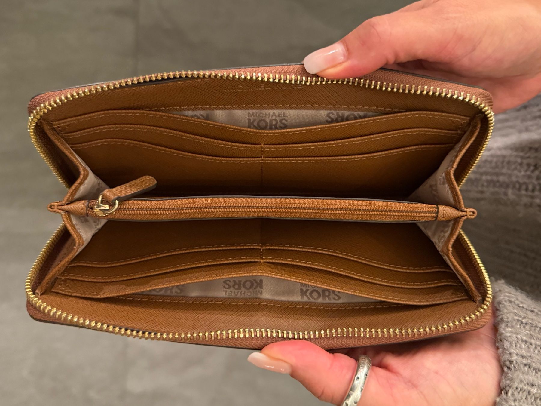 Michael Kors Portemonnaie: Michael Kors Geldbörse – Neu (gemäss Beschreibung) aus Belp von iwa_8mqh 1