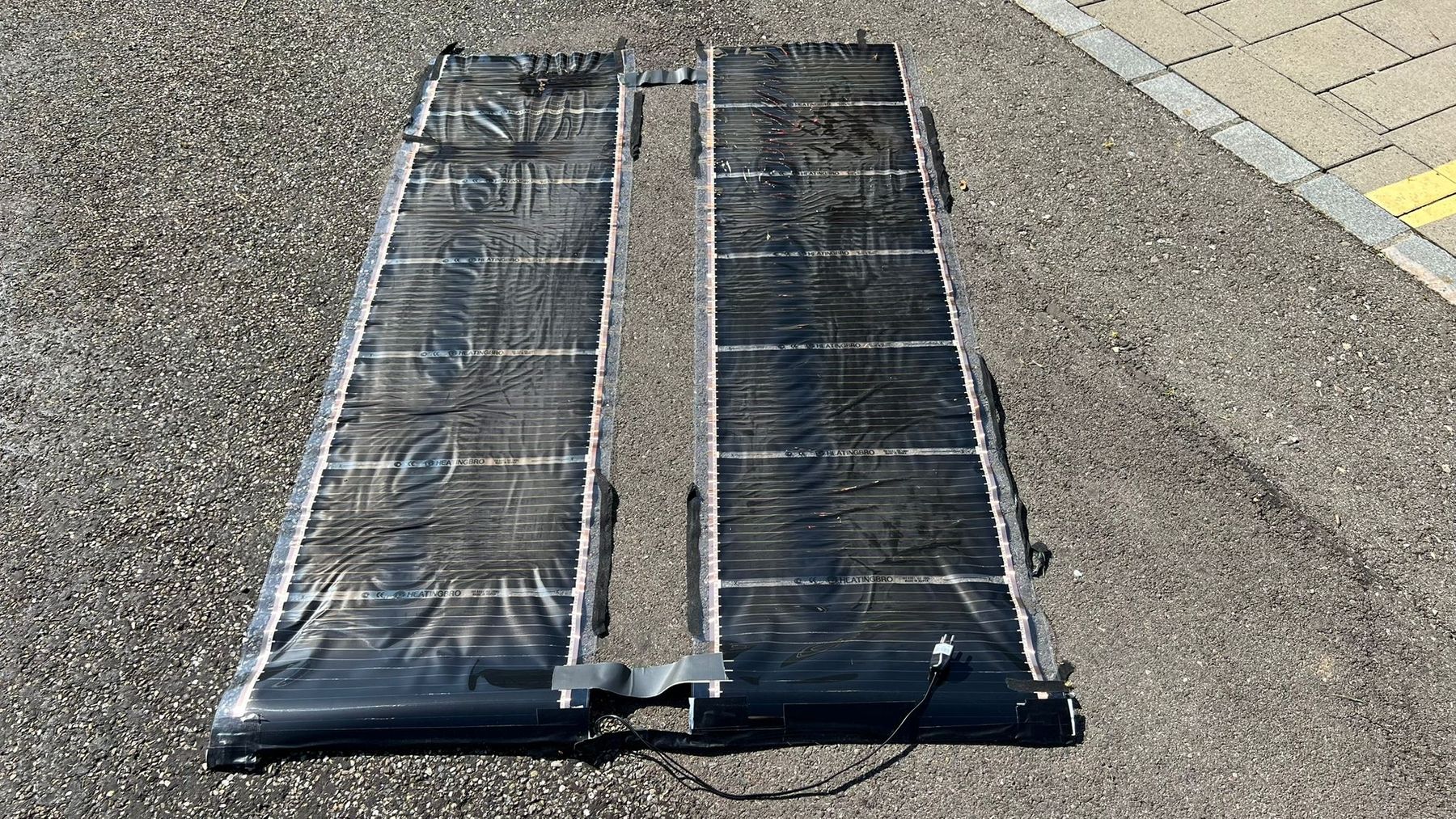 Heizgeräte: Heatingbro - Wärmefolie 230V, defekt – Defekt aus Döttingen von Schlei