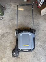 Kärcher Professional KM 70/15 C Handkehrmaschine 