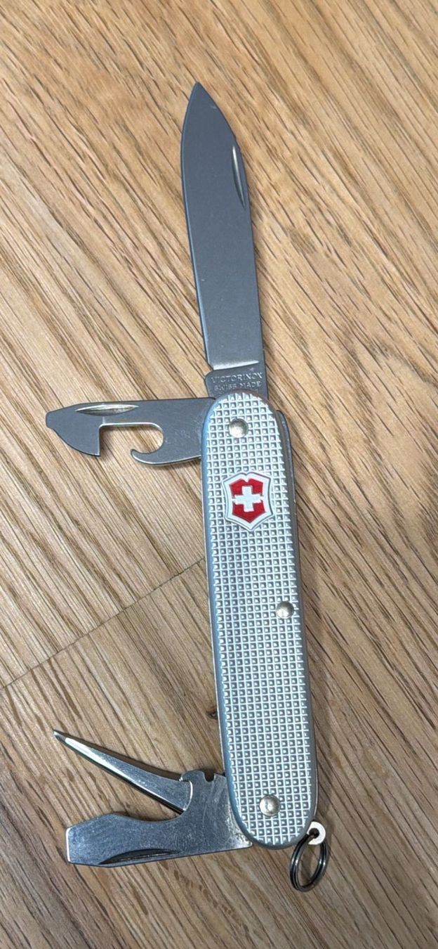 Victorinox Coltelli tascabile: VICTORINOX TASCHENMESSER – Nuovo (secondo la descrizione) da Zürich venduto da Frei-Occasionen 2