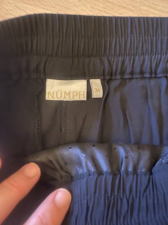 Pantaloni: Nümph hose dunkelgrau – Usato da Bern venduto da n-dine 1