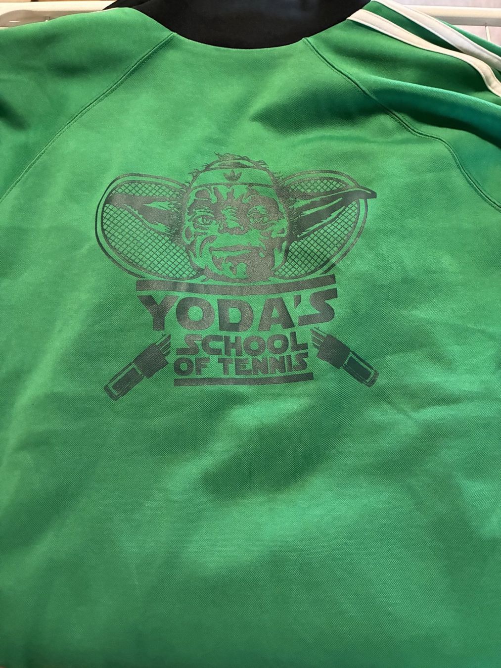 Jacken: Adidas Star Wars Trainerjacke – Gebraucht aus Effretikon von dts_yd7x 1