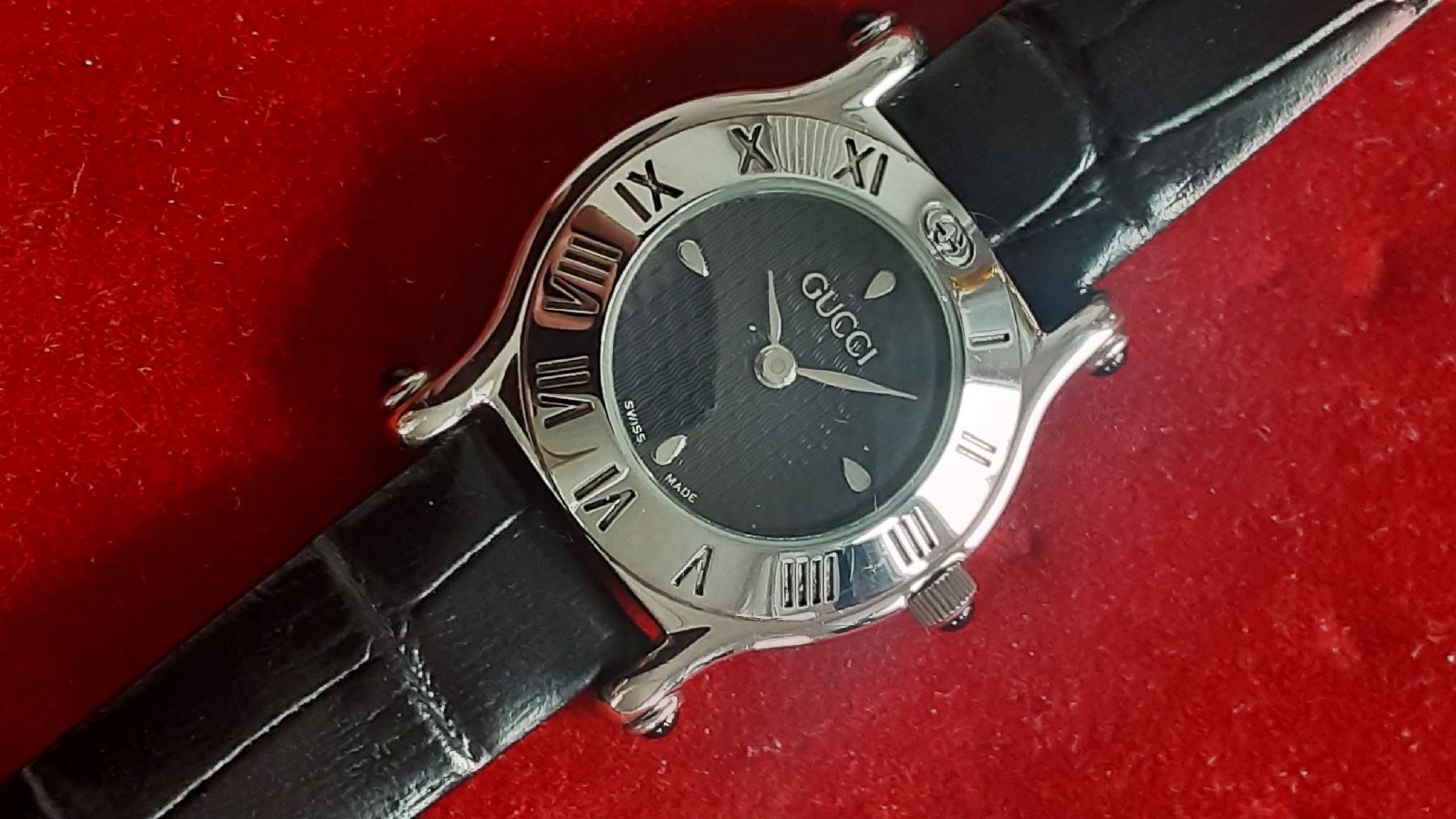 Gucci Montres: Belle montre Damec GUCCI 6500L – Neuf (Voir description) à Neuchâtel par wyl_zxp8 4