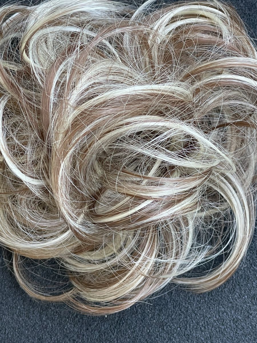 Accessori per capelli: Haargummi Dutt blondbraun meliert 2 Stk – Usato da Bronschhofen venduto da Sommernacht03 2
