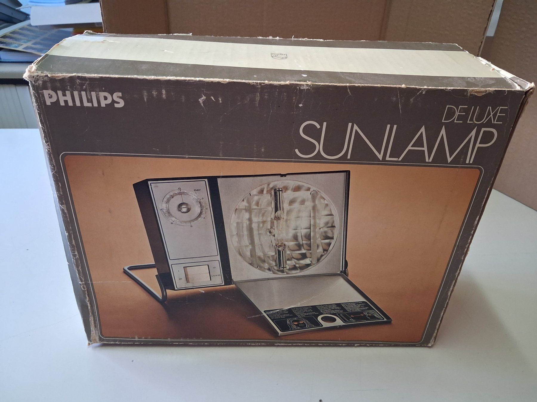 Philips Lampade: Gesichts-Sonnenlampe Philips HP3111 Deluxe – Usato da Tägerig venduto da rob_psv5 4