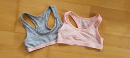 2er Set Mädchen Sport BHs Gr. 122/128 - Top Zustand!