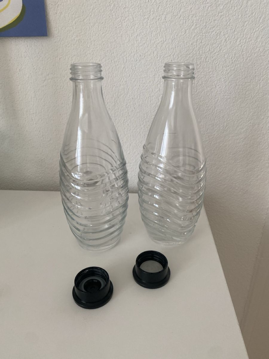 Sodastream Apparecchiature e tecnologia a gas: 2x Sodastream-Glasflaschen  – Usato da Zürich venduto da Lennypenny