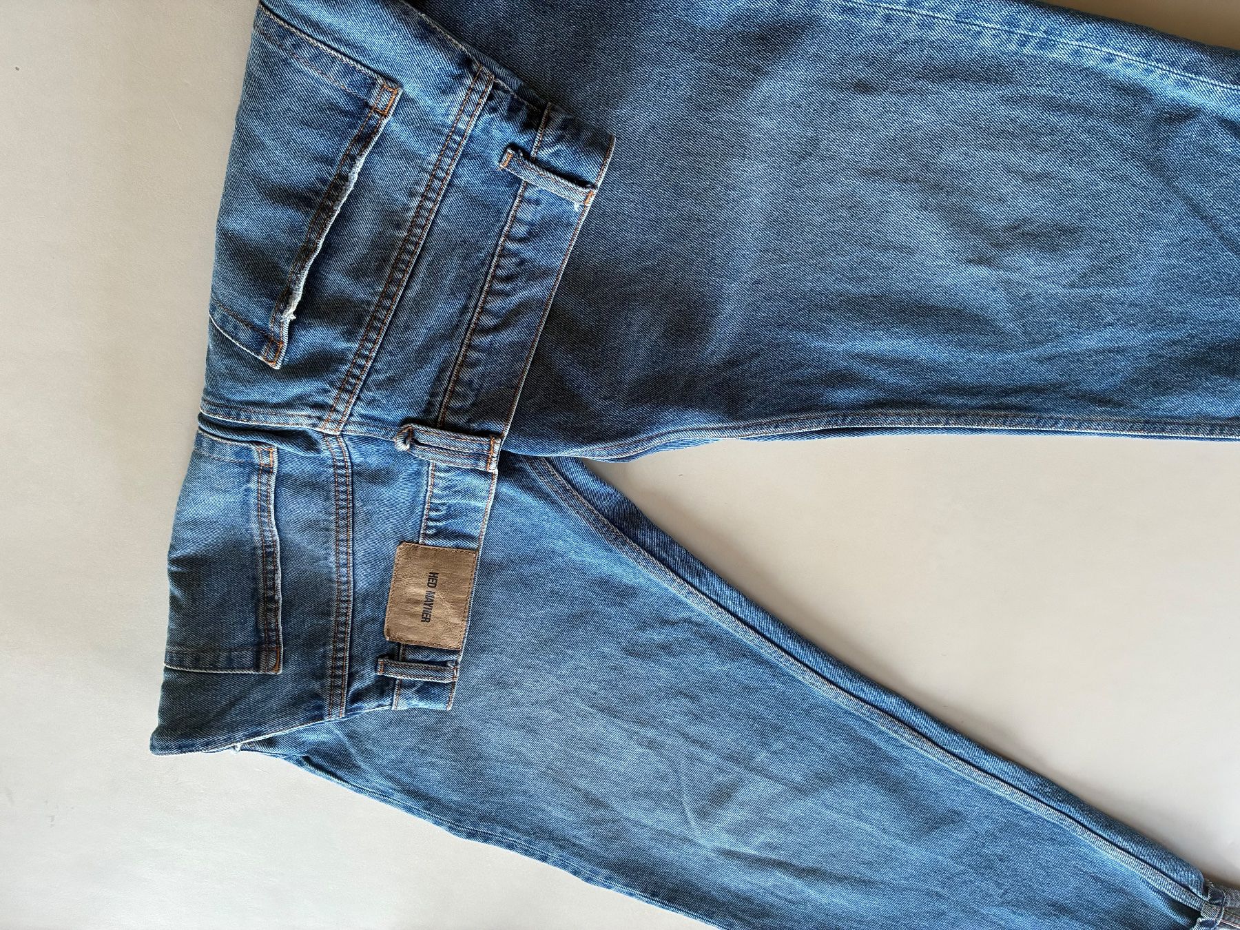 Jeans: Neuwertige Hed Mayner Jeans – Neu (gemäss Beschreibung) aus Zürich von ali_5m9b 1